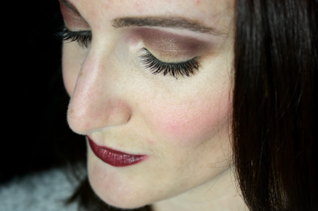 makeup-nude maquillage-nude-tude-the-balm
