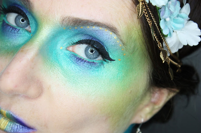 maquillage-des-yeux-paon