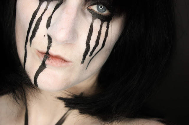 maquillae-artistique-art-freak-show smoky-eyes-noir