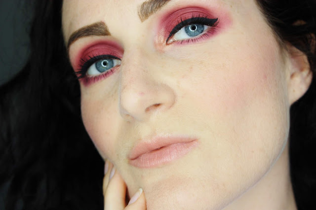 palette-huda-beauty maquillage-rose
