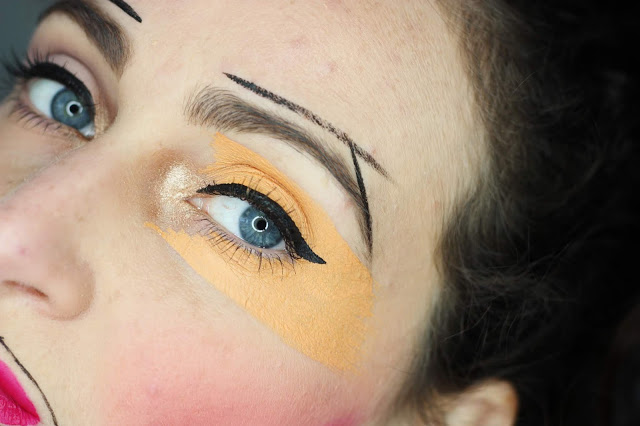 graphic-makeup