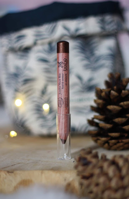 jumbo-boho-green-makeup