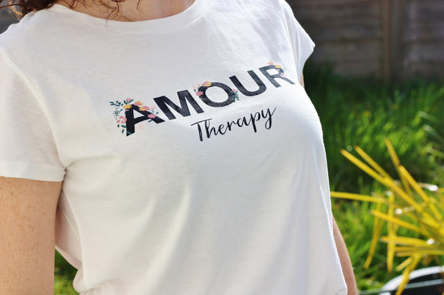 t-shirt-kiabi-amour-therapy